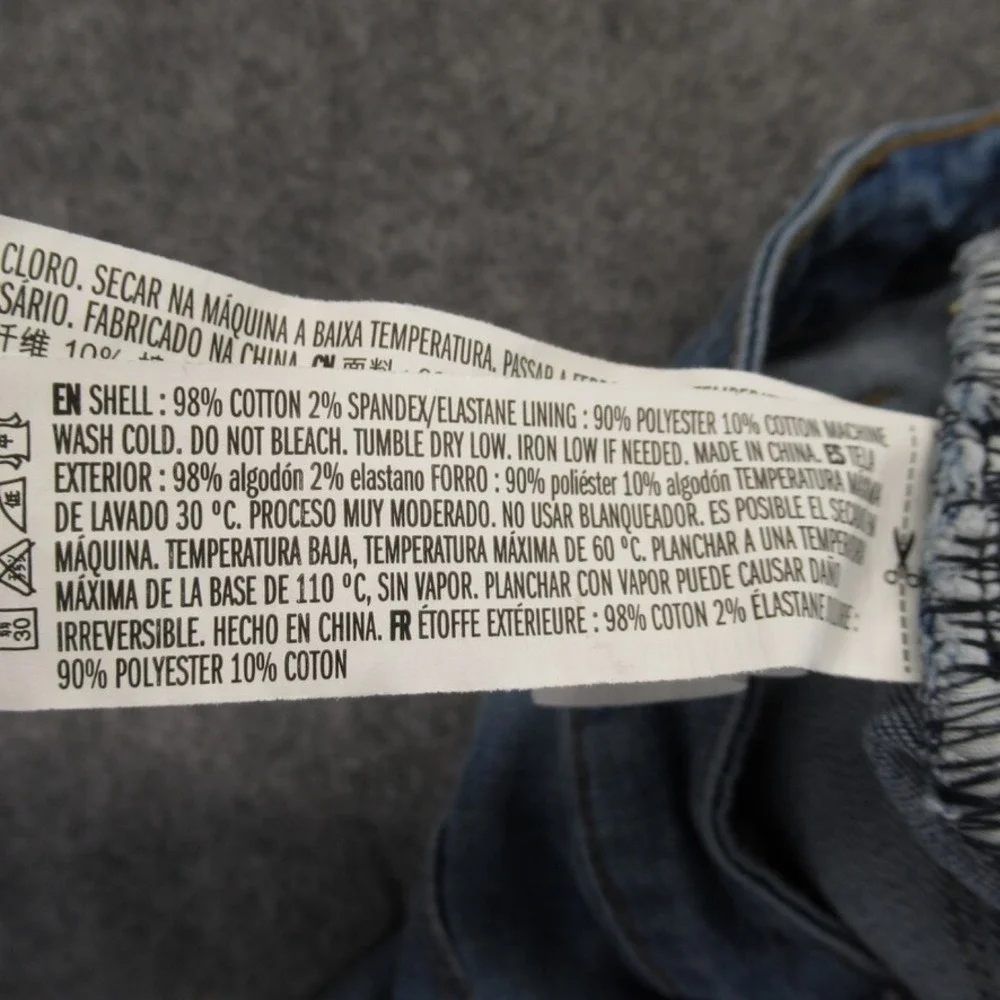 English Factory Womens Distressed‎ Ankle Jean Size 28 (Measures 28x26)